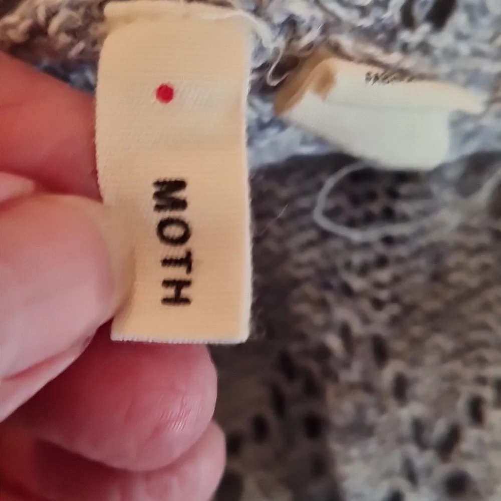 Moth SM womens sweater top gray hooded very lightweight unique - Picture 6 of 7